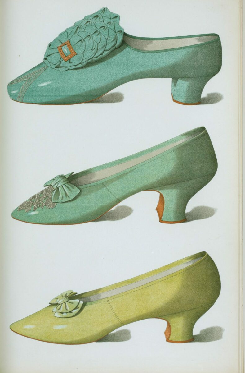 Eau de Nil Color in Fashion and Design Table Magazine